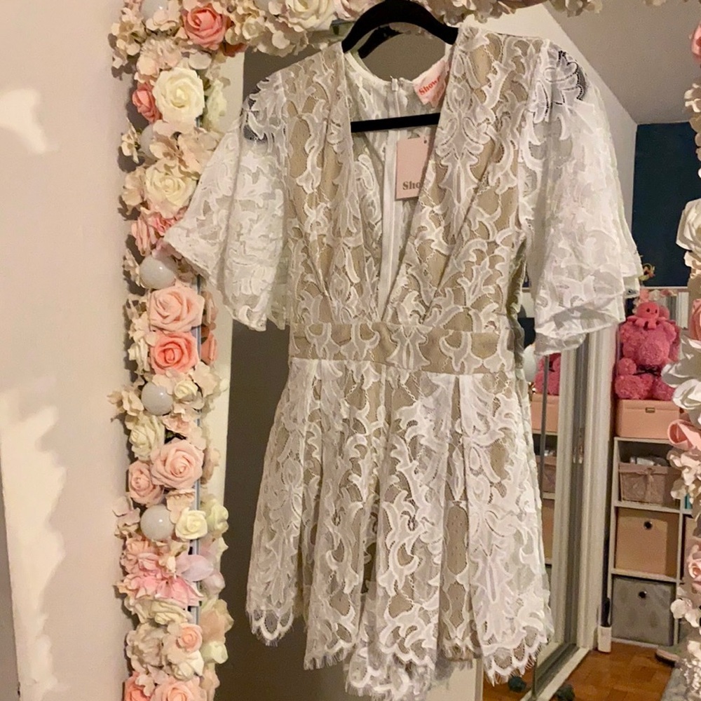 🚫SOLD ON DEPOP🚫 White lace romper
